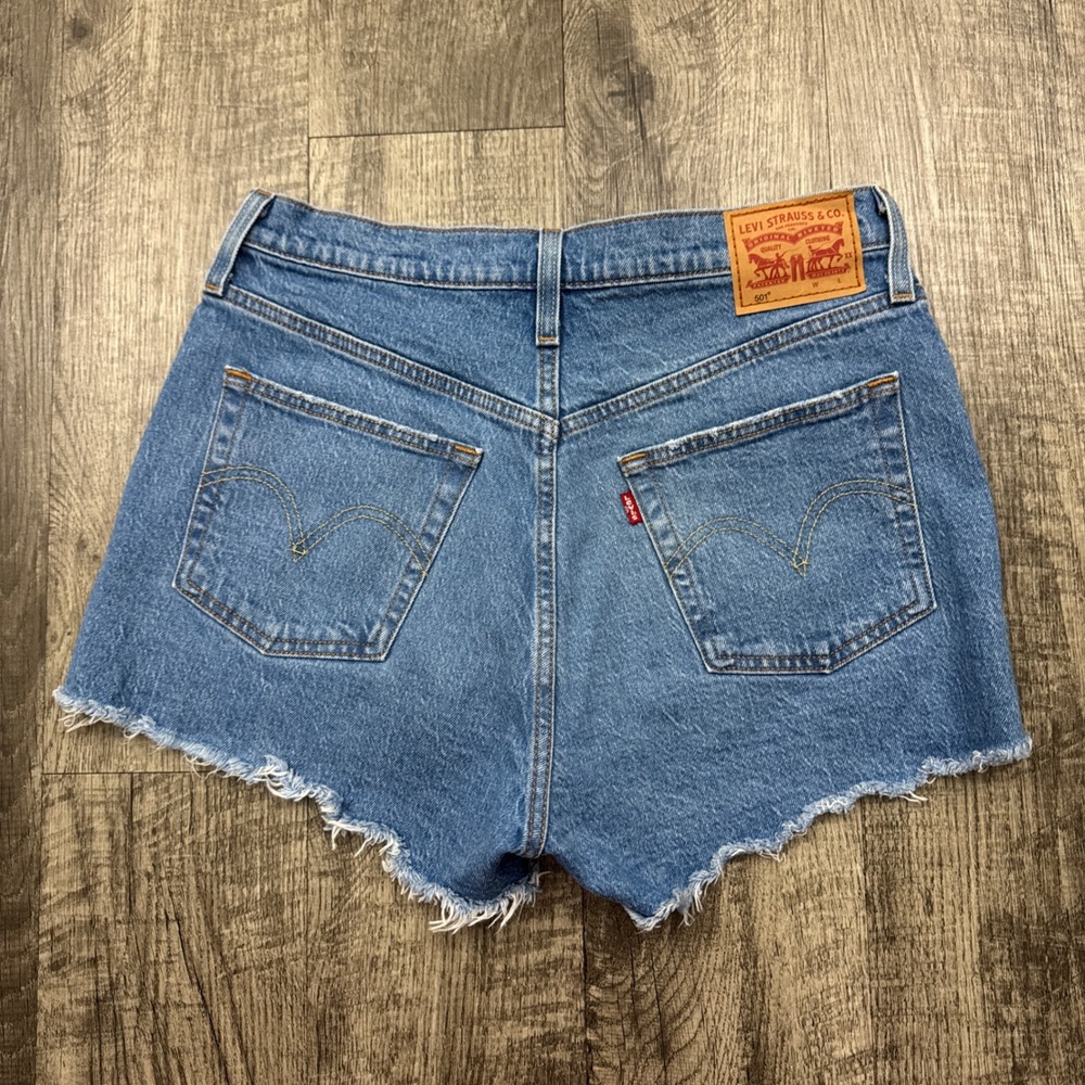Levi's 501 Button Fly Cut Off Denim Shorts - Picture 2 of 5